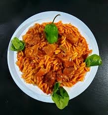 مكرونة مبقبقة